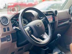 Toyota Land Cruiser 70
